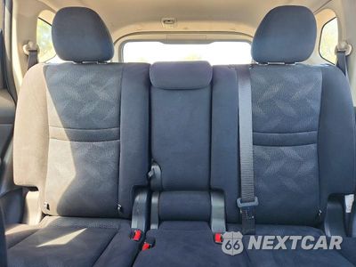 Zdjęcie 10 z 13 samochodu: 2016 NISSAN ROGUE S VIN:JN8AT2MV7GW136473 - miniatura