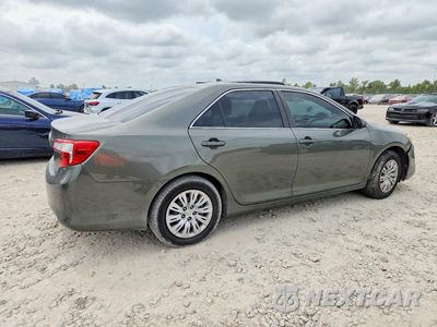 Trzecie zdjęcie samochodu z tyłu: 2013 TOYOTA CAMRY L VIN:4T1BF1FK5DU718174 - miniatura
