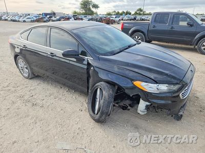 Czwarte zdjęcie samochodu z boku: 2019 FORD FUSION SE VIN:3FA6P0HD4KR239184 - miniatura