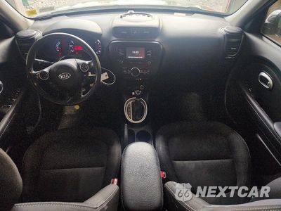 Zdjęcie 8 z 12 samochodu: 2017 KIA SOUL + VIN:KNDJP3A56H7430579 - miniatura