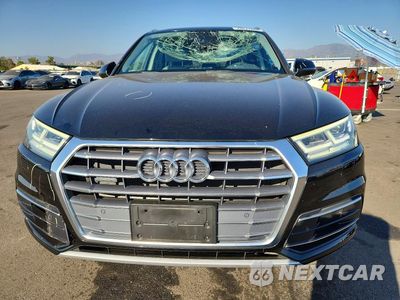 Piąte zdjęcie samochodu w środku: 2019 AUDI Q5 PREMIUM PLUS VIN:WA1BNAFY7K2018087 - miniatura