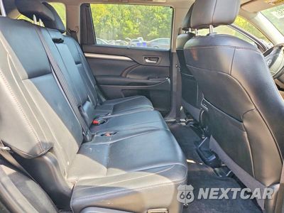 Zdjęcie 11 z 13 samochodu: 2015 TOYOTA HIGHLANDER XLE VIN:5TDJKRFH4FS113231 - miniatura