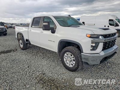 Czwarte zdjęcie samochodu z boku: 2022 CHEVROLET SILVERADO K2500 HEAVY DUTY LT VIN:2GC1YNEY5N1225096 - miniatura