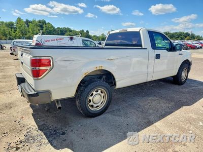 Trzecie zdjęcie samochodu z tyłu: 2013 FORD F150 VIN:1FTMF1CM3DKD92650 - miniatura