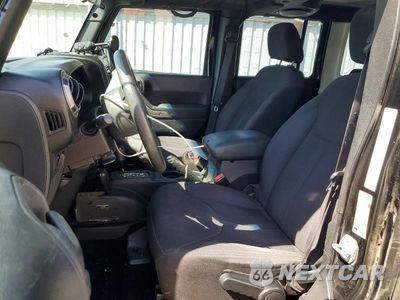 Zdjęcie 7 z 14 samochodu: 2013 JEEP WRANGLER UNLIMITED SPORT VIN:1C4BJWDG5DL702819 - miniatura