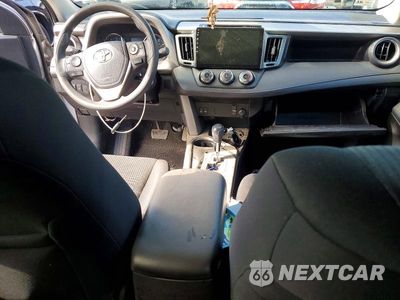 Zdjęcie 8 z 13 samochodu: 2017 TOYOTA RAV4 LE VIN:2T3BFREV4HW569845 - miniatura