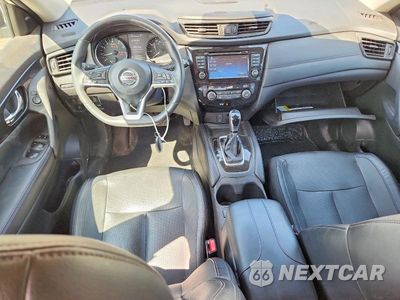 Zdjęcie 8 z 13 samochodu: 2017 NISSAN ROGUE SL VIN:5N1AT2MV9HC754534 - miniatura
