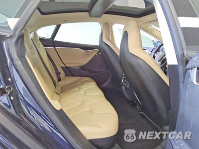 Zdjęcie 10 z 12 samochodu: 2014 TESLA MODEL S VIN:5YJSA1H17EFP39559 - miniatura