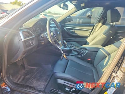Zdjęcie 7 z 12 samochodu: 2018 BMW 330 XI VIN:WBA8D9G53JNU68920 - miniatura