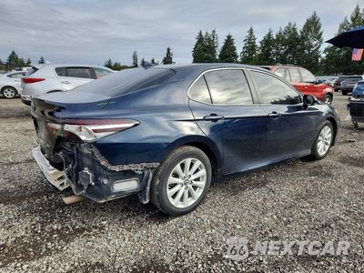 Trzecie zdjęcie samochodu z tyłu: 2019 TOYOTA CAMRY LE VIN:4T1B11HK8KU235030 - miniatura