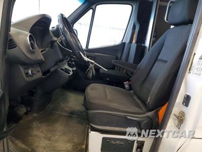 Zdjęcie 7 z 13 samochodu: 2019 MERCEDES-BENZ SPRINTER 2500/3500 DELIVERY VAN VIN:WD3PF1CD5KP081499 - miniatura