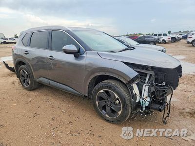 Czwarte zdjęcie samochodu z boku: 2024 NISSAN ROGUE SV VIN:JN8BT3BA6RW359407 - miniatura