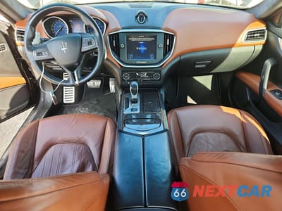 Zdjęcie 8 z 12 samochodu: 2014 MASERATI GHIBLI S VIN:ZAM57RTA2E1117781 - miniatura