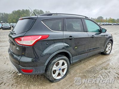 Trzecie zdjęcie samochodu z tyłu: 2015 FORD ESCAPE SE VIN:1FMCU9GXXFUB86670 - miniatura