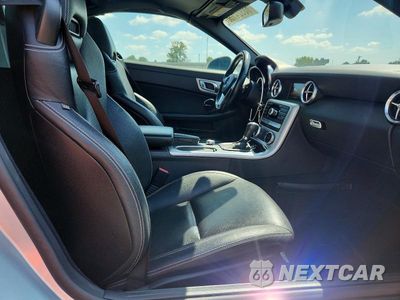Zdjęcie 10 z 12 samochodu: 2013 MERCURY SLK 250 VIN:WDDPK4HA6DF058815 - miniatura