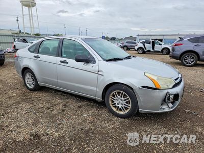 Czwarte zdjęcie samochodu z boku: 2010 FORD FOCUS SE VIN:1FAHP3FN8AW114335 - miniatura