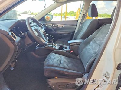 Zdjęcie 7 z 13 samochodu: 2016 NISSAN ROGUE SV VIN:5N1AT2MT5GC734682 - miniatura