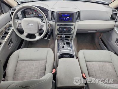 Zdjęcie 8 z 13 samochodu: 2006 JEEP GRAND CHEROKEE LAREDO VIN:1J8GR48K46C191634 - miniatura
