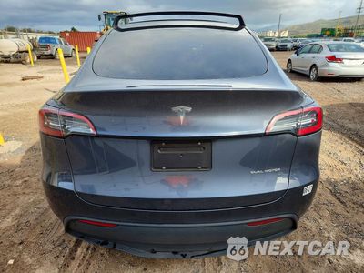 Zdjęcie 6 z 13 samochodu: 2023 TESLA MODEL Y VIN:7SAYGDEE8PA108937 - miniatura