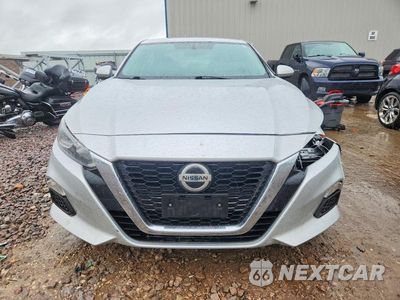 Piąte zdjęcie samochodu w środku: 2019 NISSAN ALTIMA S VIN:1N4BL4BV3KC172935 - miniatura