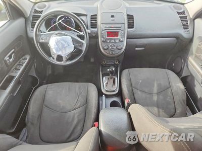 Zdjęcie 8 z 13 samochodu: 2012 KIA SOUL BASE VIN:KNDJT2A63C7477530 - miniatura
