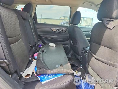 Zdjęcie 10 z 12 samochodu: 2017 NISSAN ROGUE SV VIN:5N1AT2MV2HC811639 - miniatura