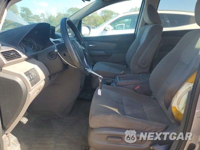 Zdjęcie 7 z 13 samochodu: 2017 HONDA ODYSSEY SE VIN:5FNRL5H36HB022012 - miniatura