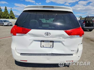 Zdjęcie 6 z 12 samochodu: 2013 TOYOTA SIENNA XLE 8-PASSENGER VIN:5TDYK3DC9DS401861 - miniatura