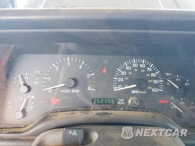 Zdjęcie 9 z 12 samochodu: 2000 JEEP CHEROKEE SPORT VIN:1J4FF48S1YL102403 - miniatura