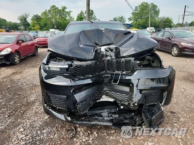 Piąte zdjęcie samochodu w środku: 2024 JEEP GRAND CHEROKEE L LAREDO VIN:1C4RJKAGXR8528395 - miniatura