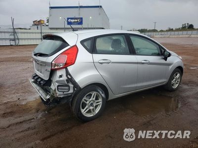 Trzecie zdjęcie samochodu z tyłu: 2019 FORD FIESTA SE VIN:3FADP4EJ5KM159883 - miniatura