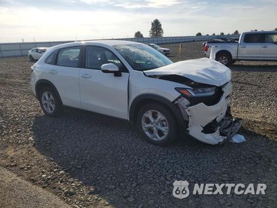 Czwarte zdjęcie samochodu z boku: 2025 HONDA HR-V LX VIN:3CZRZ2H38SM722964 - miniatura