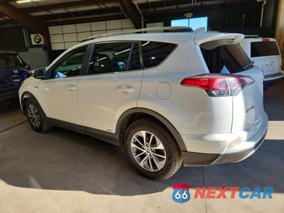 Drugie zdjęcie samochodu z przodu: 2018 TOYOTA RAV4 HYBRID XLE VIN:JTMRJREV2JD157505 - miniatura