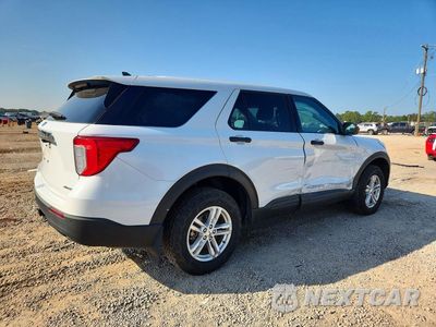 Trzecie zdjęcie samochodu z tyłu: 2022 FORD EXPLORER VIN:1FMSK8BB1NGB31061 - miniatura