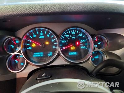 Zdjęcie 9 z 12 samochodu: 2010 GMC SIERRA K1500 SLE VIN:1GTSKVE05AZ259959 - miniatura
