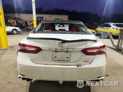 Zdjęcie 6 z 12 samochodu: 2019 TOYOTA CAMRY XSE VIN:4T1B61HK2KU244663 - miniatura