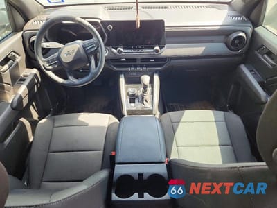Zdjęcie 8 z 12 samochodu: 2023 CHEVROLET COLORADO TRAIL BOSS VIN:1GCPTEEKXP1172103 - miniatura