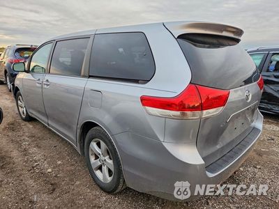 Drugie zdjęcie samochodu z przodu: 2012 TOYOTA SIENNA LE 8-PASSENGER VIN:5TDKA3DC6CS015745 - miniatura