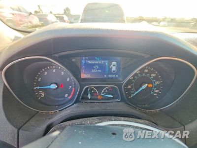 Zdjęcie 9 z 12 samochodu: 2014 FORD FOCUS SE VIN:1FADP3K27EL145755 - miniatura