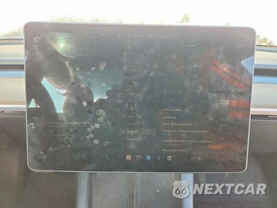 Zdjęcie 9 z 12 samochodu: 2022 TESLA MODEL 3 VIN:5YJ3E1EAXNF304550 - miniatura
