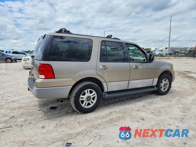 Trzecie zdjęcie samochodu z tyłu: 2003 FORD EXPEDITION XLT VIN:1FMRU15W23LA96890 - miniatura