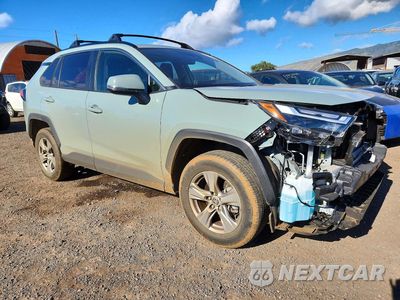 Czwarte zdjęcie samochodu z boku: 2024 TOYOTA RAV4 XLE VIN:JTMW1RFV7RD115621 - miniatura