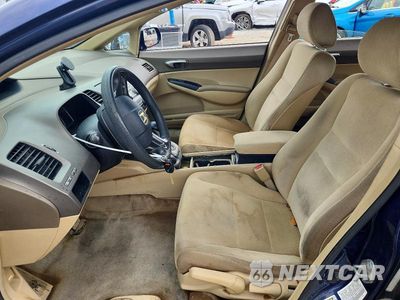 Zdjęcie 7 z 12 samochodu: 2006 HONDA CIVIC LX VIN:1HGFA16526L117006 - miniatura