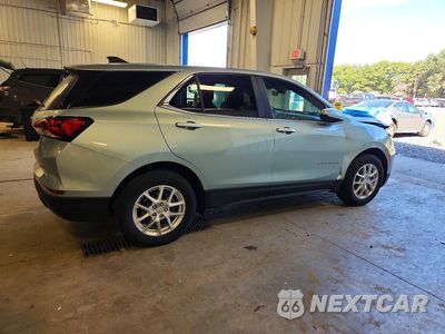 Trzecie zdjęcie samochodu z tyłu: 2022 CHEVROLET EQUINOX LT VIN:2GNAXUEVXN6124195 - miniatura