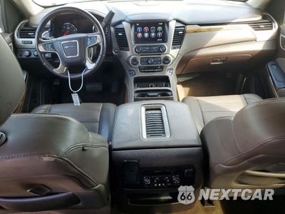 Zdjęcie 8 z 13 samochodu: 2016 GMC YUKON XL DENALI VIN:1GKS2HKJ9GR338210 - miniatura