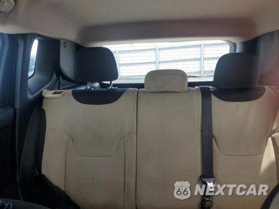 Zdjęcie 10 z 13 samochodu: 2016 JEEP RENEGADE SPORT VIN:ZACCJAAT5GPD30164 - miniatura