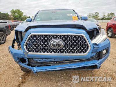 Piąte zdjęcie samochodu w środku: 2019 TOYOTA TACOMA TRD OFF-ROAD VIN:3TMDZ5BN6KM064282 - miniatura