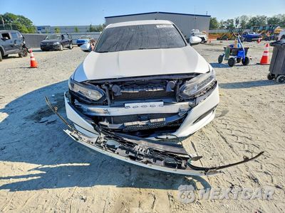 Piąte zdjęcie samochodu w środku: 2018 HONDA ACCORD SPORT VIN:1HGCV1F39JA204542 - miniatura