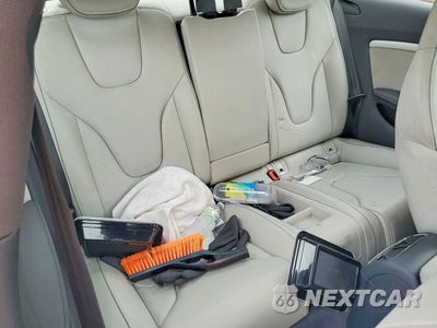 Zdjęcie 10 z 12 samochodu: 2013 AUDI RS5 VIN:WUAC6AFRXDA901953 - miniatura