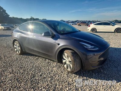 Czwarte zdjęcie samochodu z boku: 2021 TESLA MODEL Y VIN:5YJYGDEE5MF294013 - miniatura